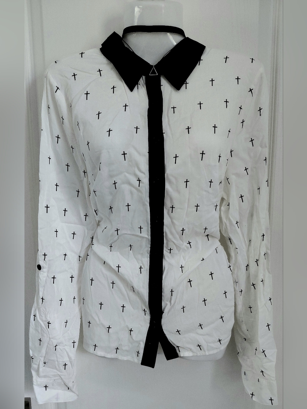 Cross Paterned Button Down Shirt Size Large For Men Or Women